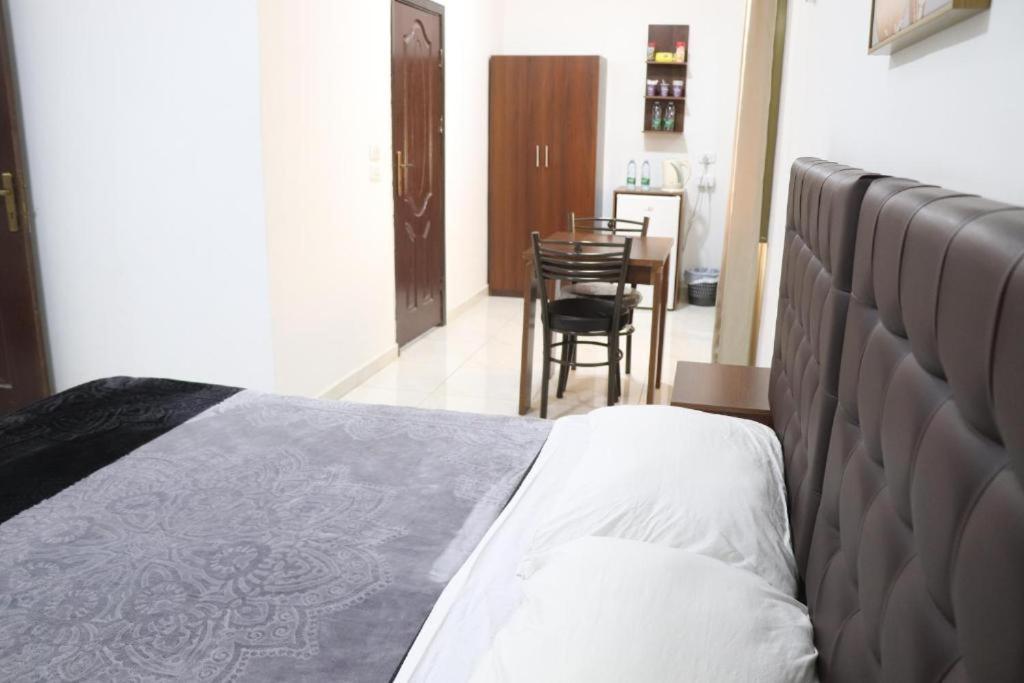 Salvador Dali Apartments Ammán Kültér fotó